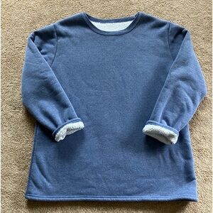Women’s Medium fleece-lined sweatshirt